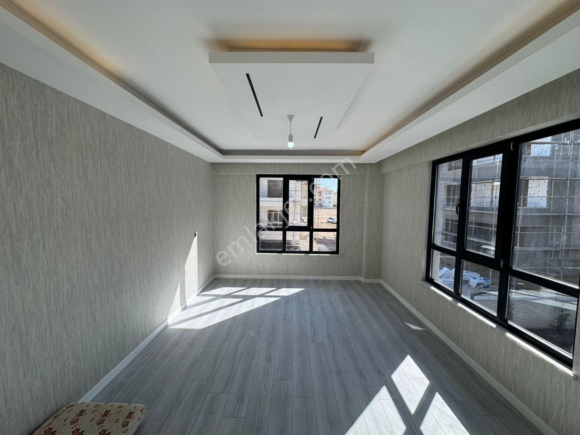 Emrah Çiftci'den Selçuklu Sancak Mahallesi Veysel Karani Caddesi Yanı Satılık 3+1 Lüks Daireler - Görsel 29