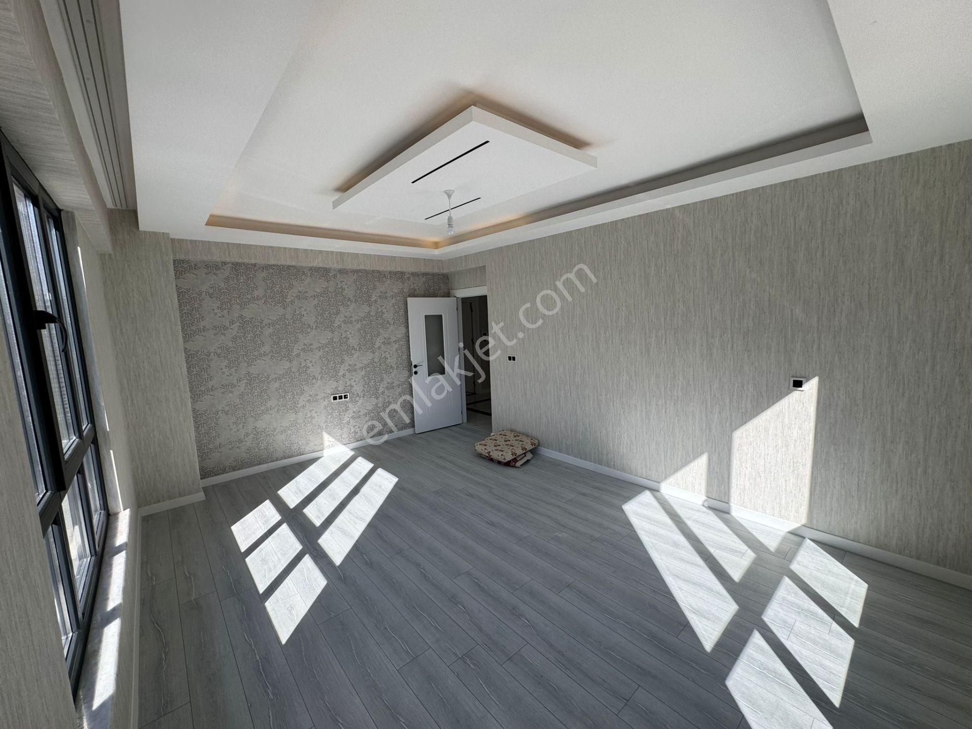 Emrah Çiftci'den Selçuklu Sancak Mahallesi Veysel Karani Caddesi Yanı Satılık 3+1 Lüks Daireler - Görsel 32