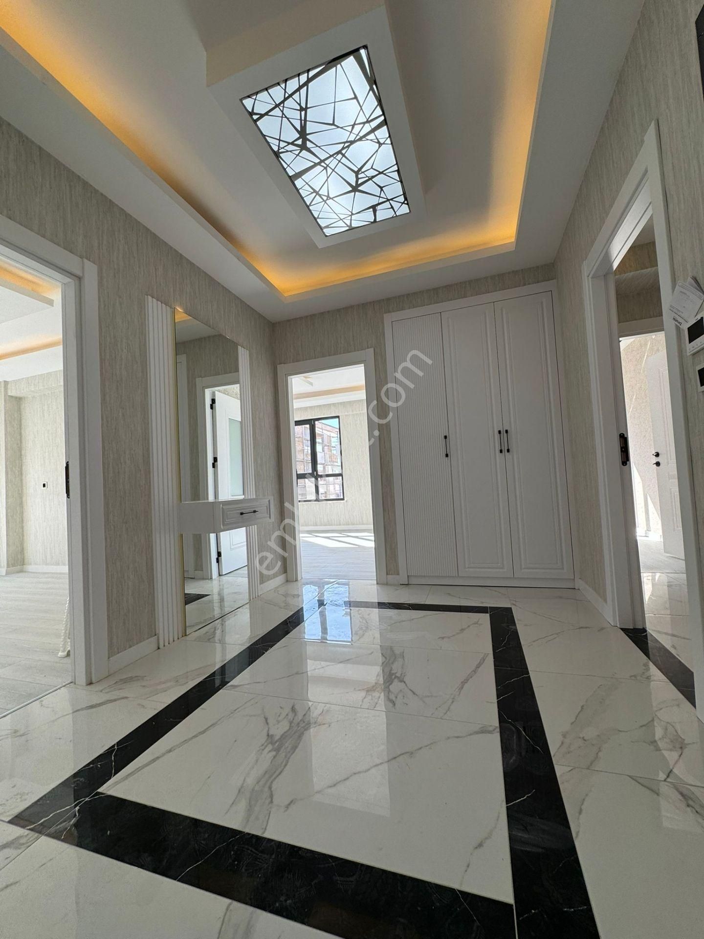 Emrah Çiftci'den Selçuklu Sancak Mahallesi Veysel Karani Caddesi Yanı Satılık 3+1 Lüks Daireler - Görsel 22