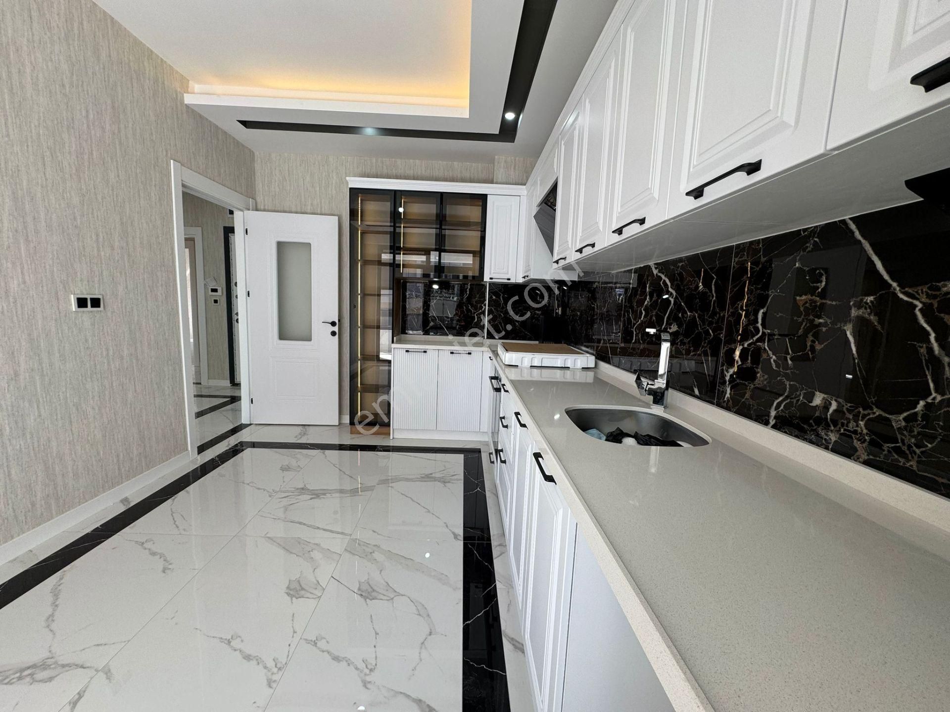 Emrah Çiftci'den Selçuklu Sancak Mahallesi Veysel Karani Caddesi Yanı Satılık 3+1 Lüks Daireler - Görsel 5