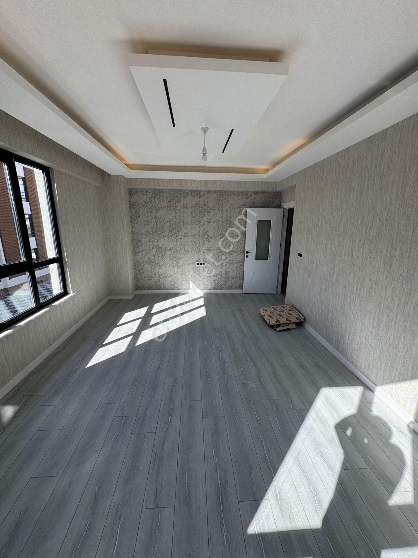 Emrah Çiftci'den Selçuklu Sancak Mahallesi Veysel Karani Caddesi Yanı Satılık 3+1 Lüks Daireler - Görsel 14