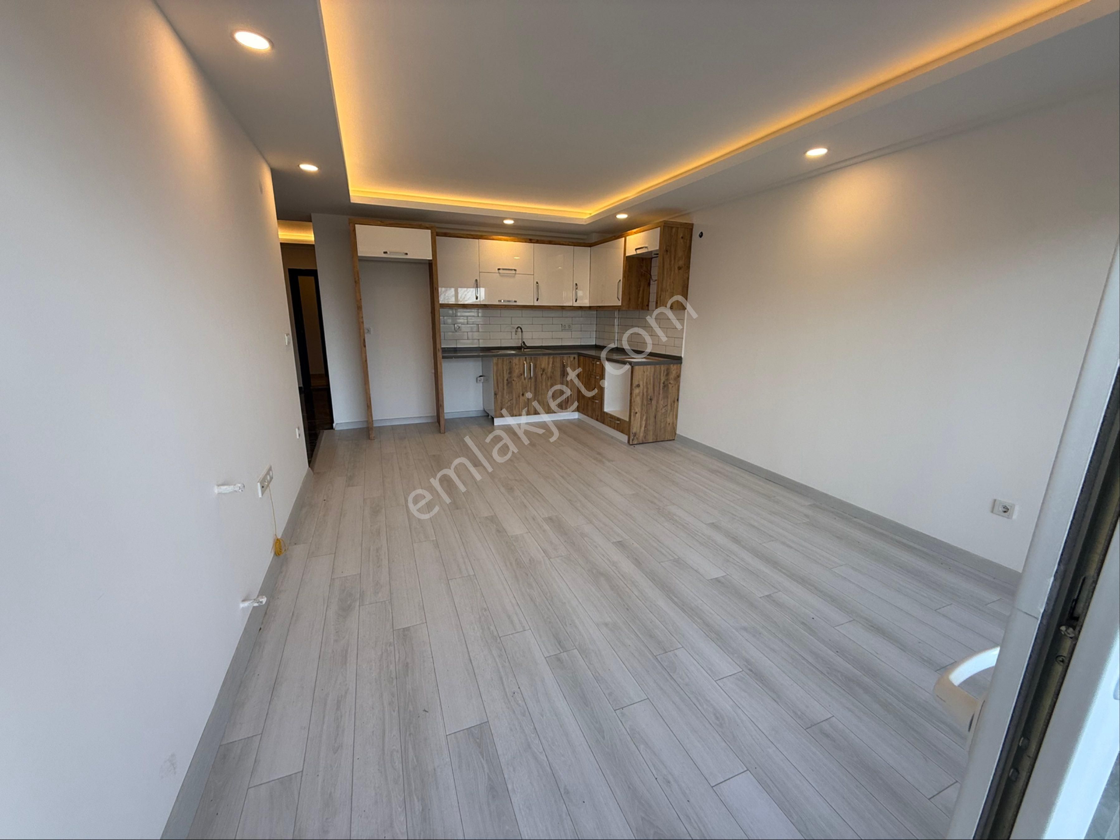 Kuşadası Davutlar Havuzlu Sitede Satılık 2+1 Daire - Görsel 15