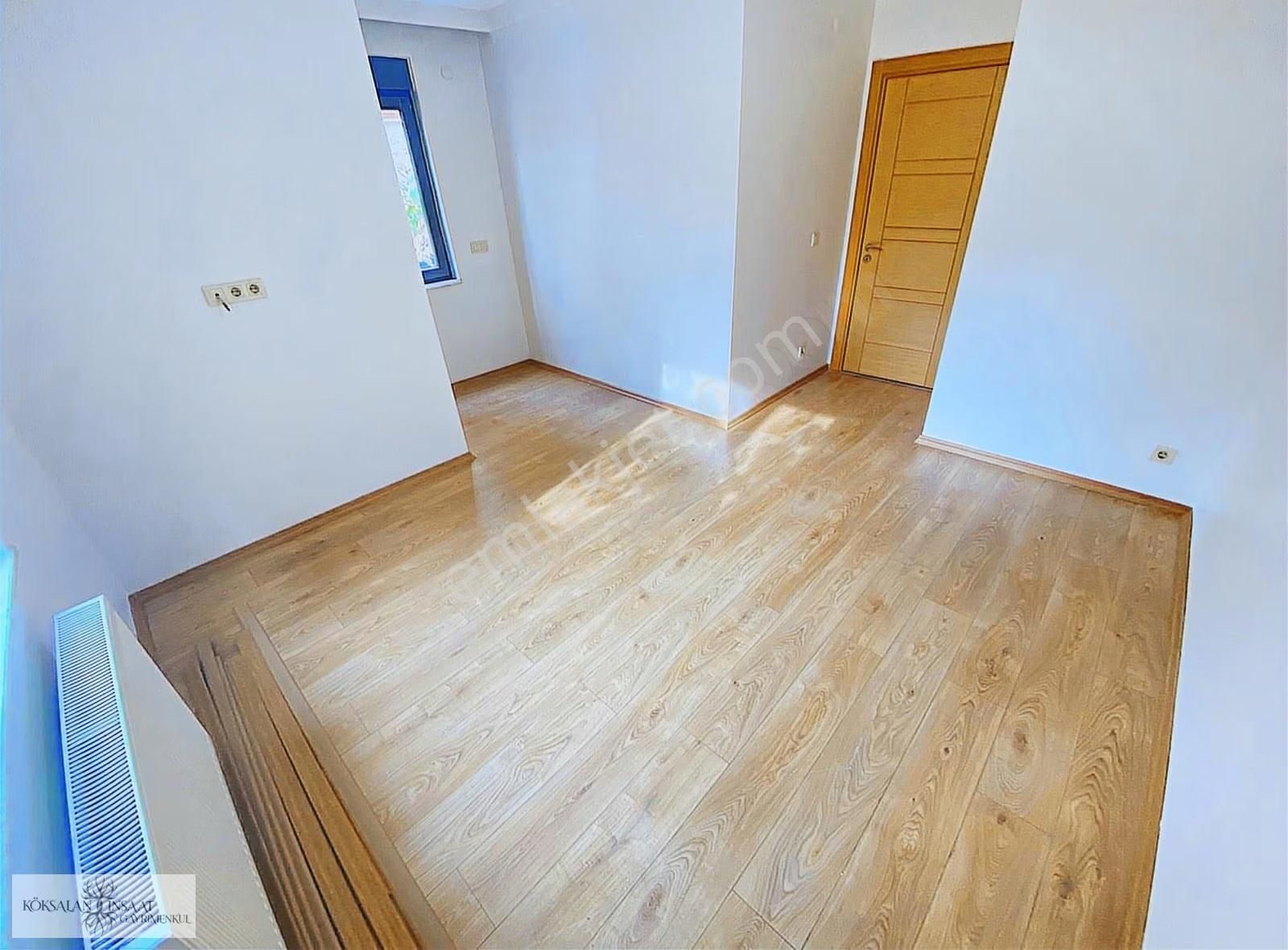 Köksalandan Yalı Sahilde 1.kat Ön Köşe Cephe Ebeveyn Banyolu 3+1 - Görsel 28