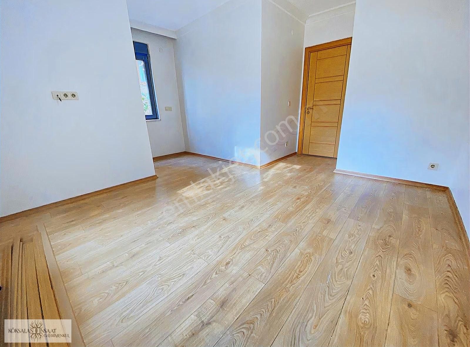 Köksalandan Yalı Sahilde 1.kat Ön Köşe Cephe Ebeveyn Banyolu 3+1 - Görsel 8