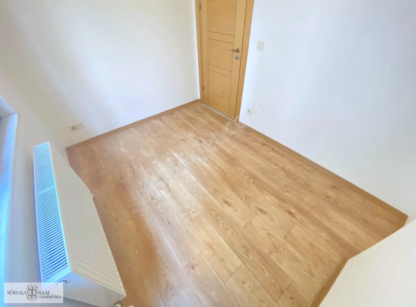 Köksalandan Yalı Sahilde 1.kat Ön Köşe Cephe Ebeveyn Banyolu 3+1 - Görsel 3