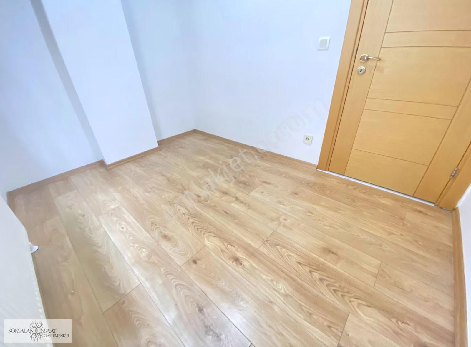 Köksalandan Yalı Sahilde 1.kat Ön Köşe Cephe Ebeveyn Banyolu 3+1 - Görsel 4