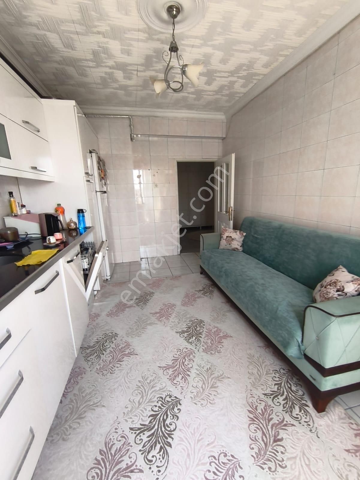 Makrolife Gayrimenkul'den Yeniyol Bakımlı 3+1 Satılık Son Kat Daire