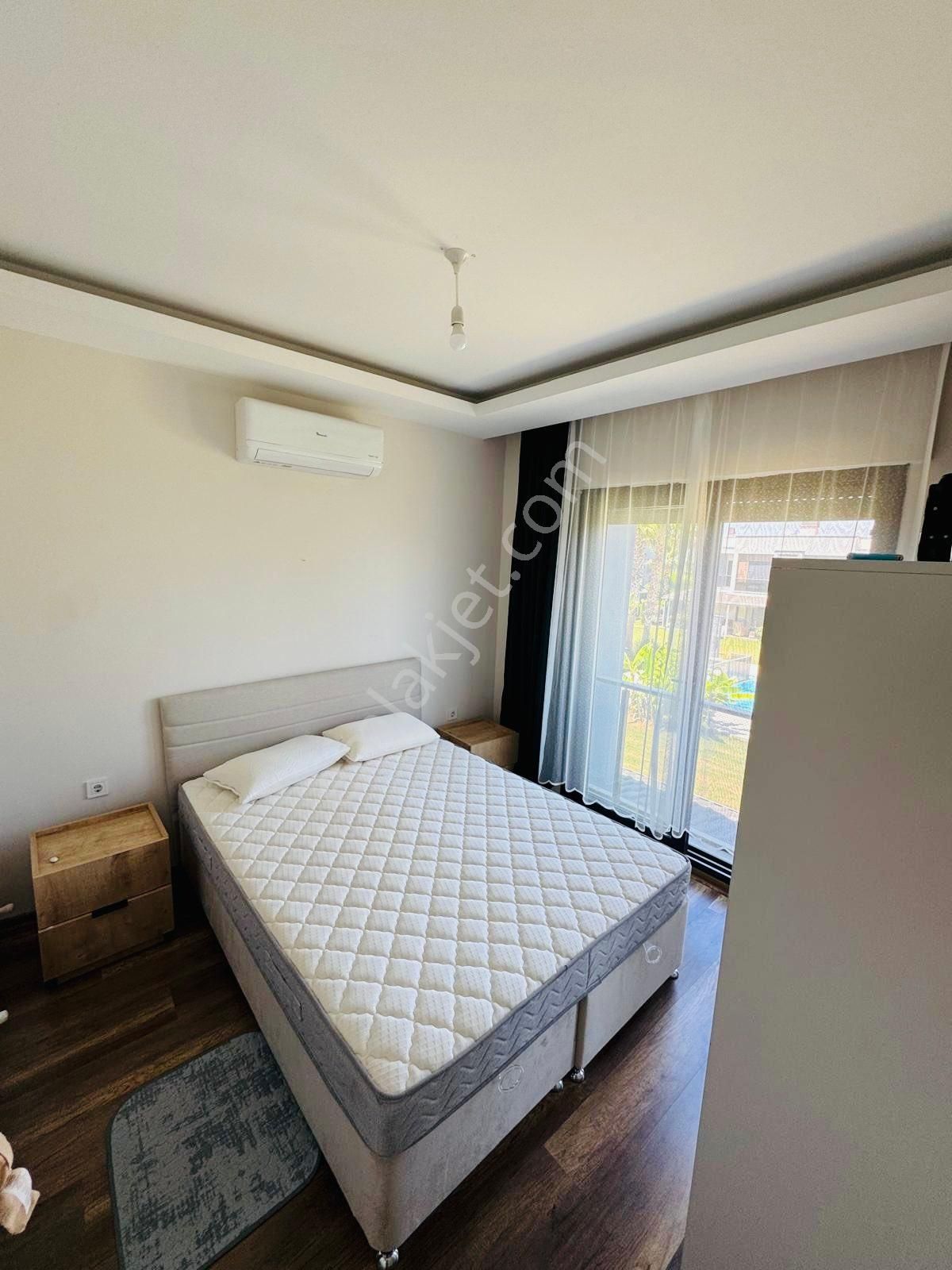 Kuşadası Denize Yakıın 3+1 Havuzlu Villa - Görsel 12