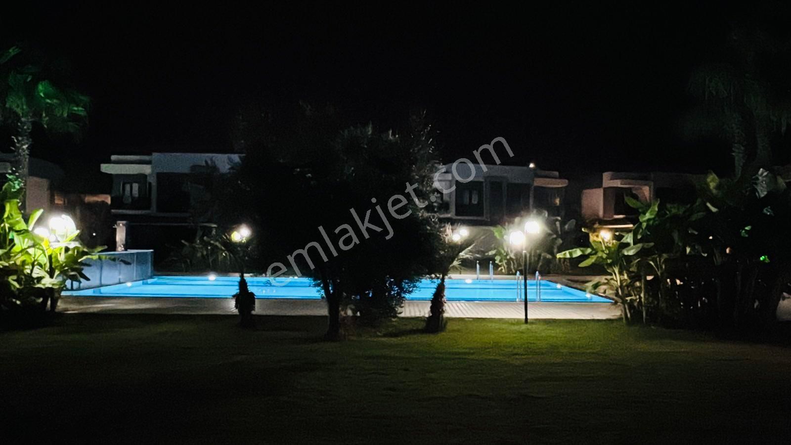 Kuşadası Denize Yakıın 3+1 Havuzlu Villa - Görsel 34