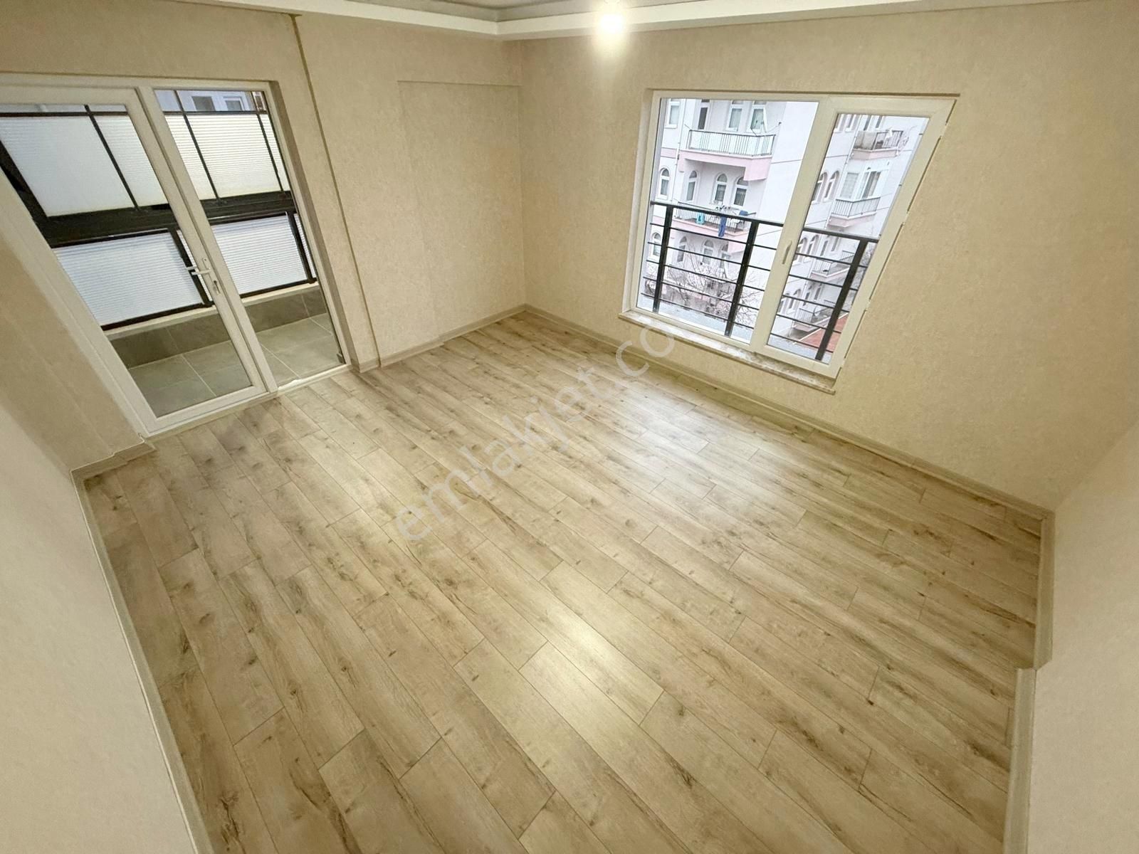 Cumhuriyet Mahallesi Merkezde Süper Lüx 2+1 - Görsel 5