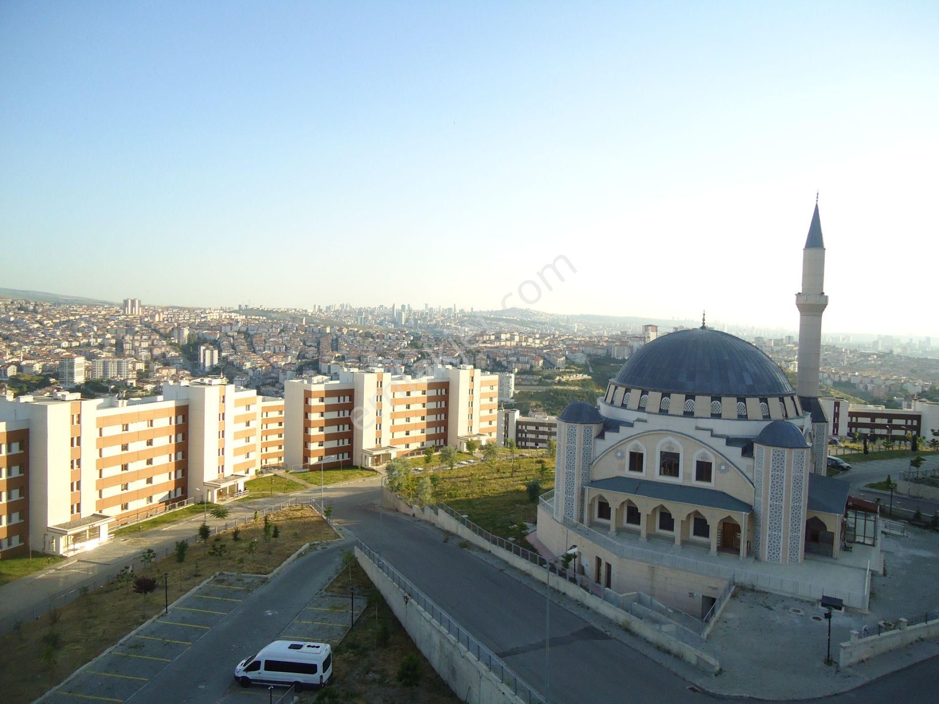 Krc'den Uzun Bloklarda Katta Satılık 3+1 Daire - Görsel 23