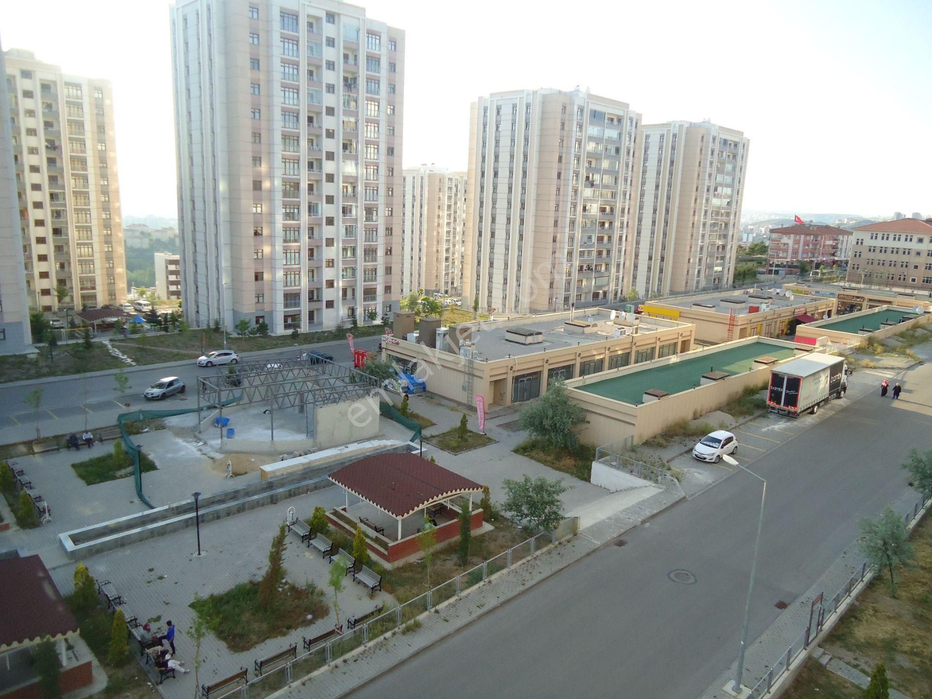 Krc'den Uzun Bloklarda Katta Satılık 3+1 Daire - Görsel 27