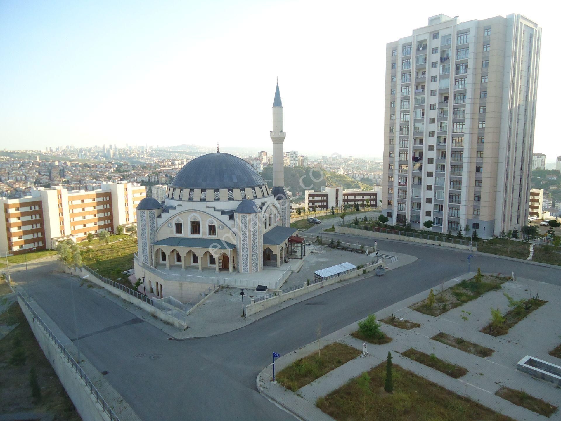 Krc'den Uzun Bloklarda Katta Satılık 3+1 Daire - Görsel 25