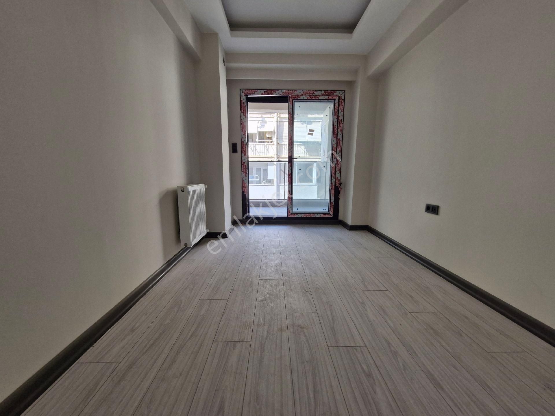 Girne Bulvarında Sıfır Asansörlü Otoparklı 1+1 Balkonlu Mkd Emlak - Görsel 33