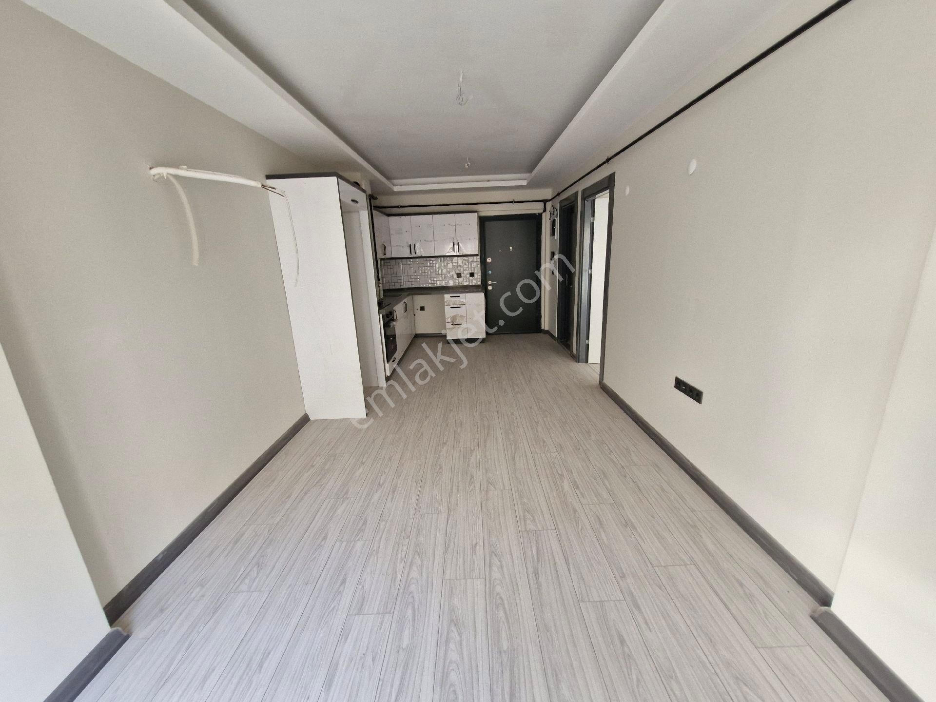 Girne Bulvarında Sıfır Asansörlü Otoparklı 1+1 Balkonlu Mkd Emlak - Görsel 9