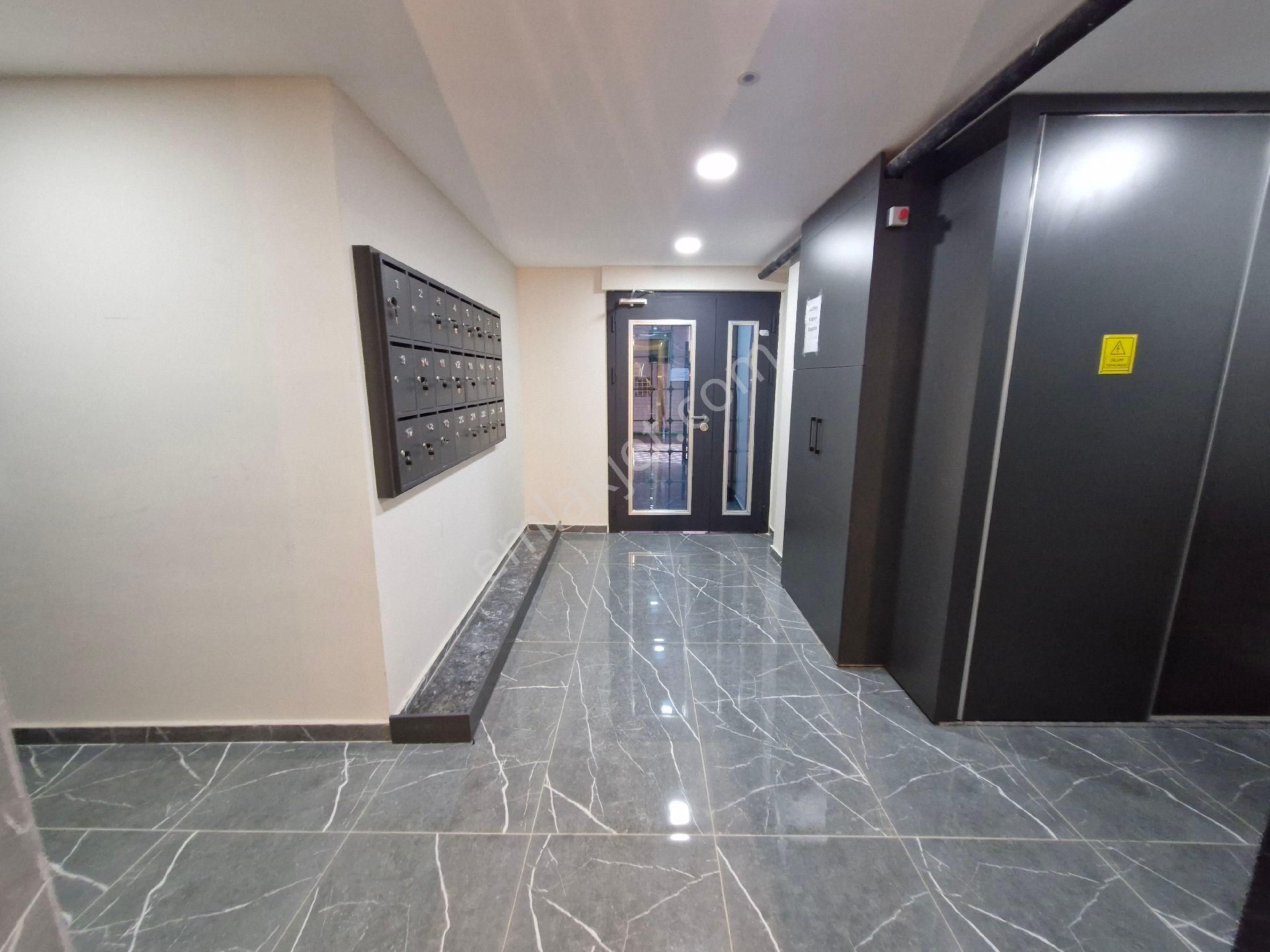 Girne Bulvarında Sıfır Asansörlü Otoparklı 1+1 Balkonlu Mkd Emlak - Görsel 24