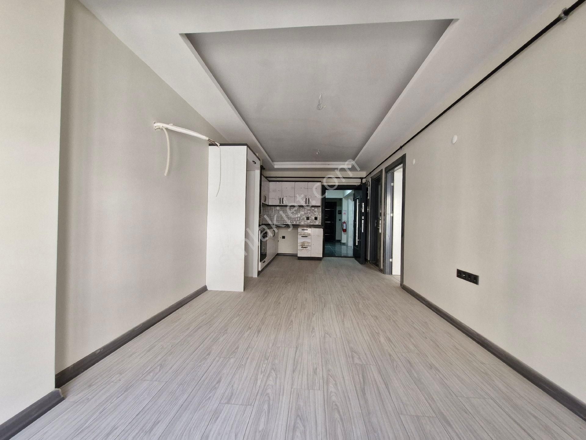 Girne Bulvarında Sıfır Asansörlü Otoparklı 1+1 Balkonlu Mkd Emlak - Görsel 34