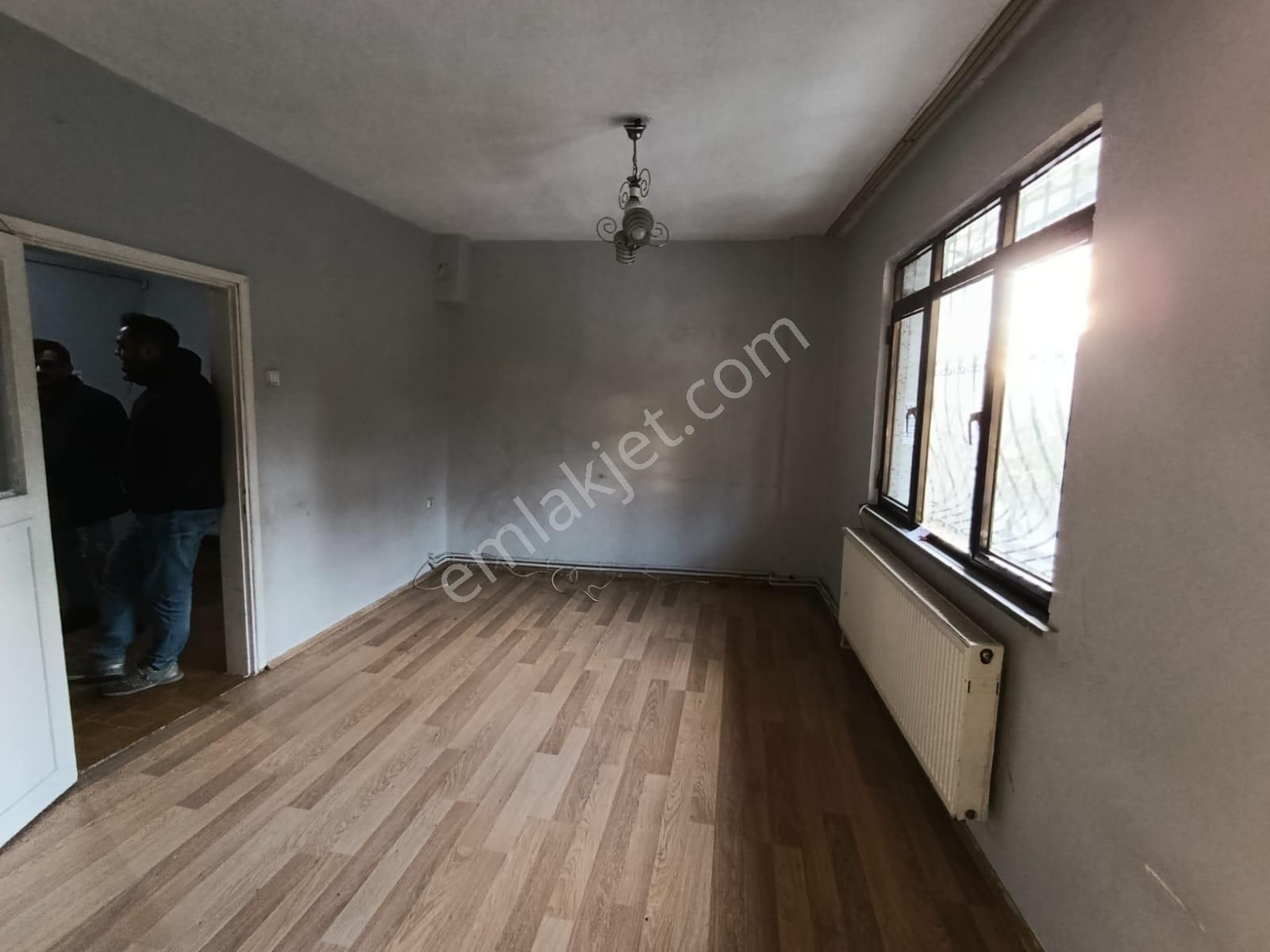 Kiralık 1+1 Daire - Feriköy, Yay Meydanı Caddesi Üzeri - Görsel 10