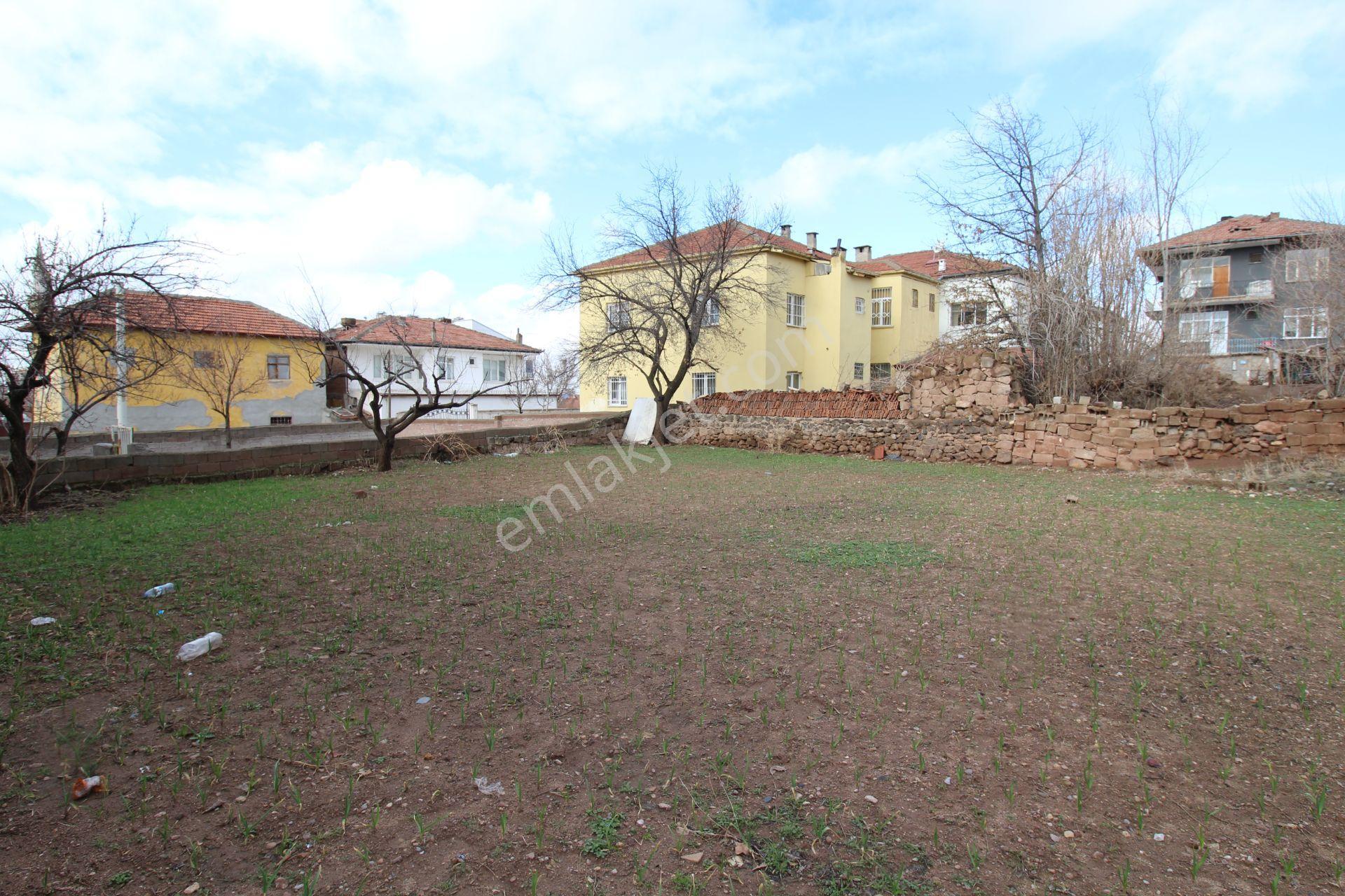 Aksaray Bahçeli Mh Mezarlık Yanında Müstakil Ev Ve Arsası(700m²) - Görsel 8