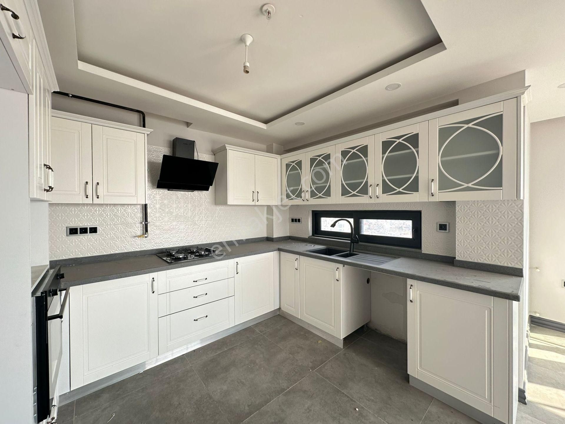 İz'den Gürselpaşa'da Havuzlu Sosyal Donatılı Yılın Dairesi - Görsel 2