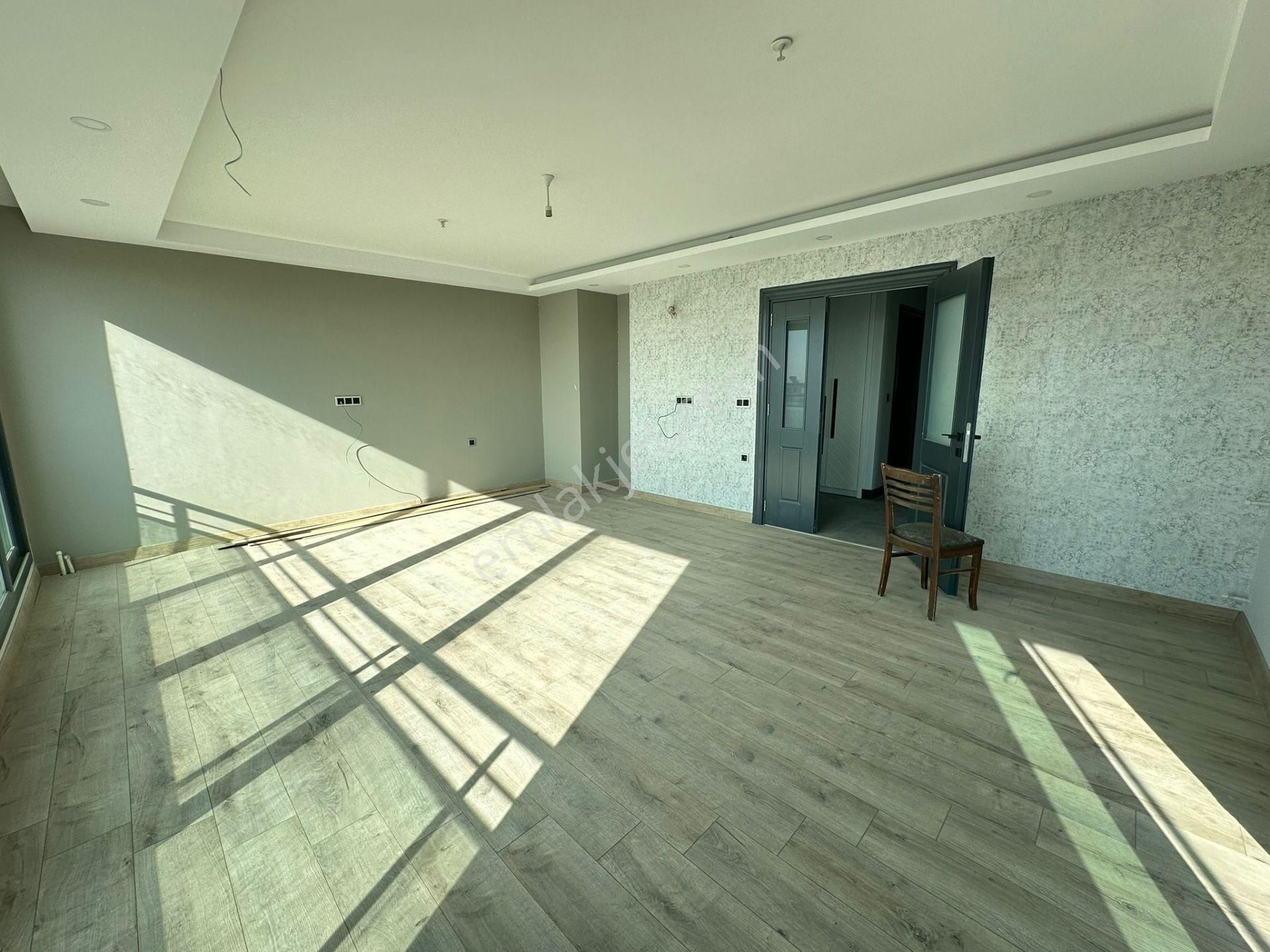 İz'den Gürselpaşa'da Havuzlu Sosyal Donatılı Yılın Dairesi - Görsel 8