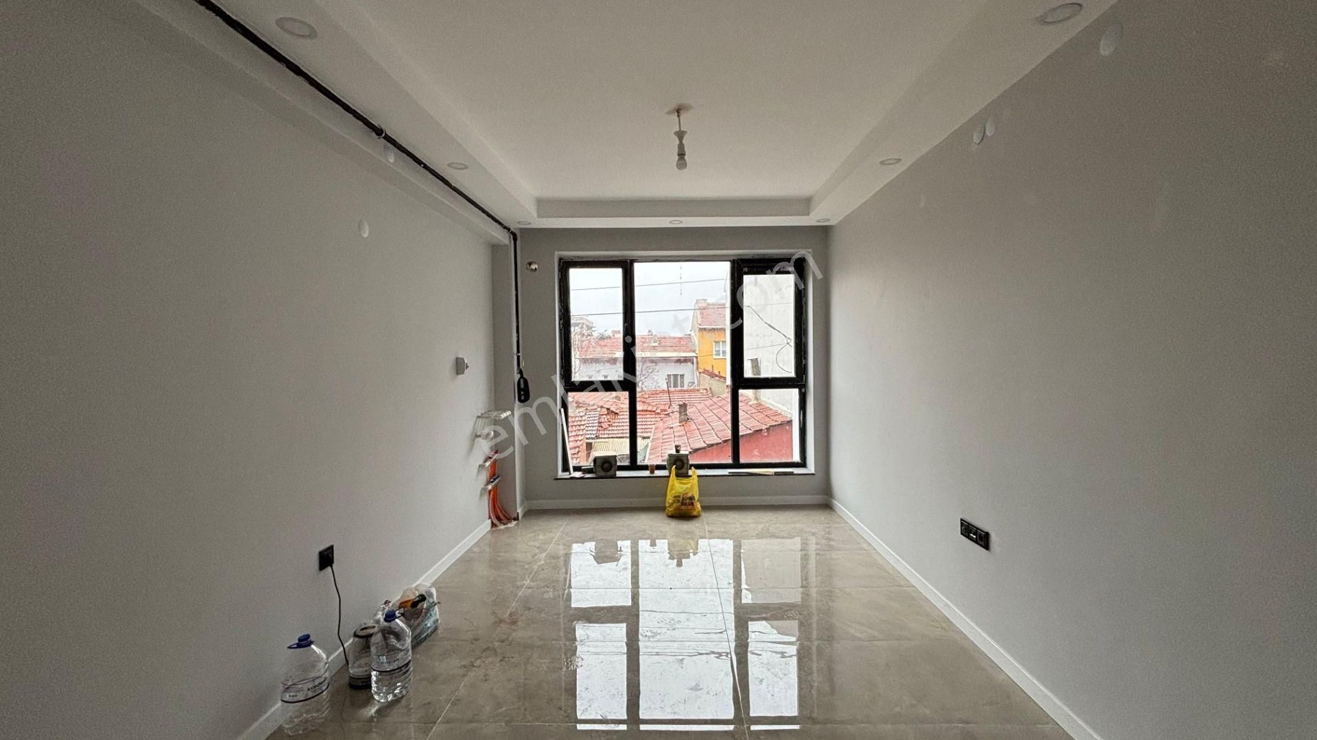 !! Recep Ümit'ten Şirintepe Mahallesinde Muzaffer Çil Anadolu Lisesi Yakını 2+0 Fırsat Daire !! Ce - Görsel 5