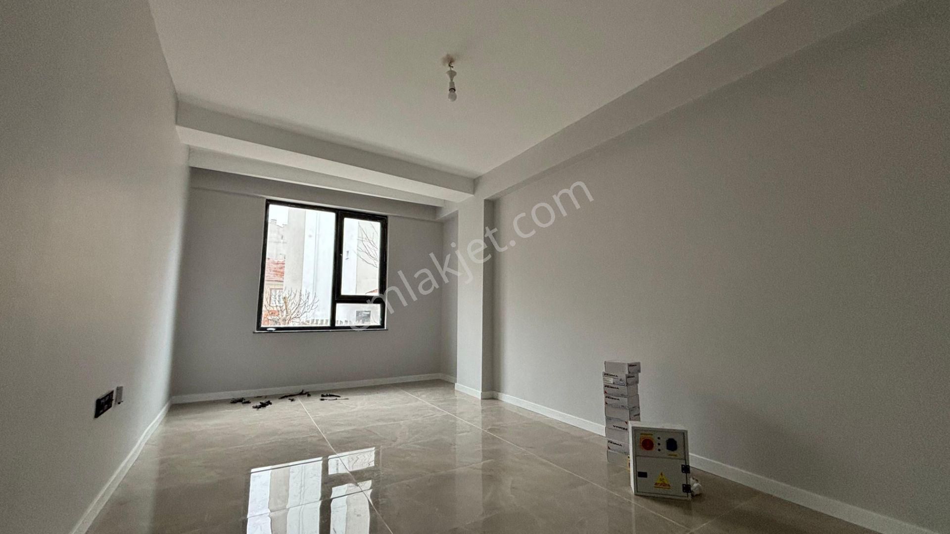 !! Recep Ümit'ten Şirintepe Mahallesinde Muzaffer Çil Anadolu Lisesi Yakını 2+0 Fırsat Daire !! Ce - Görsel 10