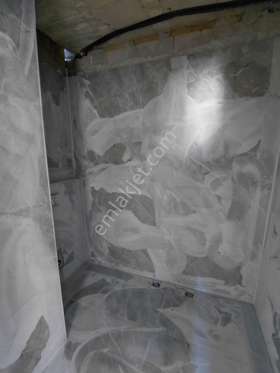 Uğur Emlak'tan Alata'da Satılık Kapalı Mutfaklı Geniş Daire - Görsel 14