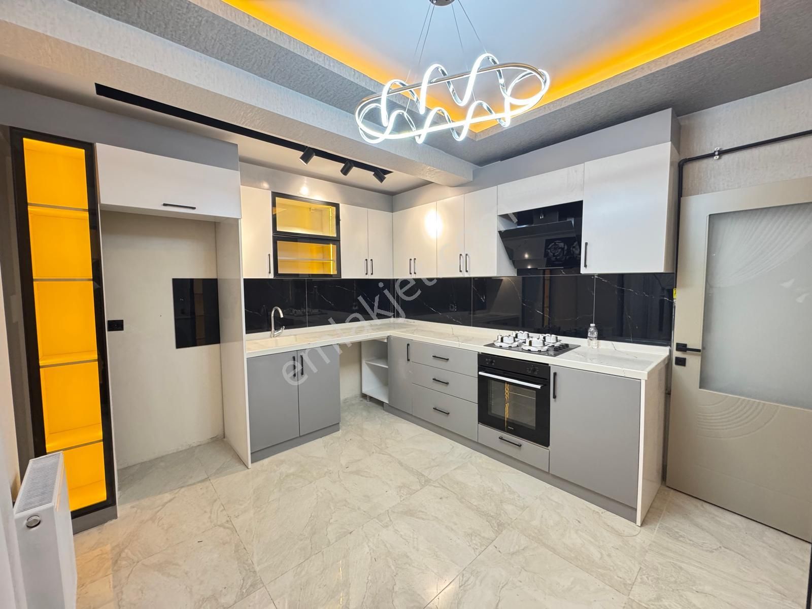 Yenikent Menderes'te 3+1 Şık Tasarımıyla Ultra Lüx Satılık Daire - Görsel 7