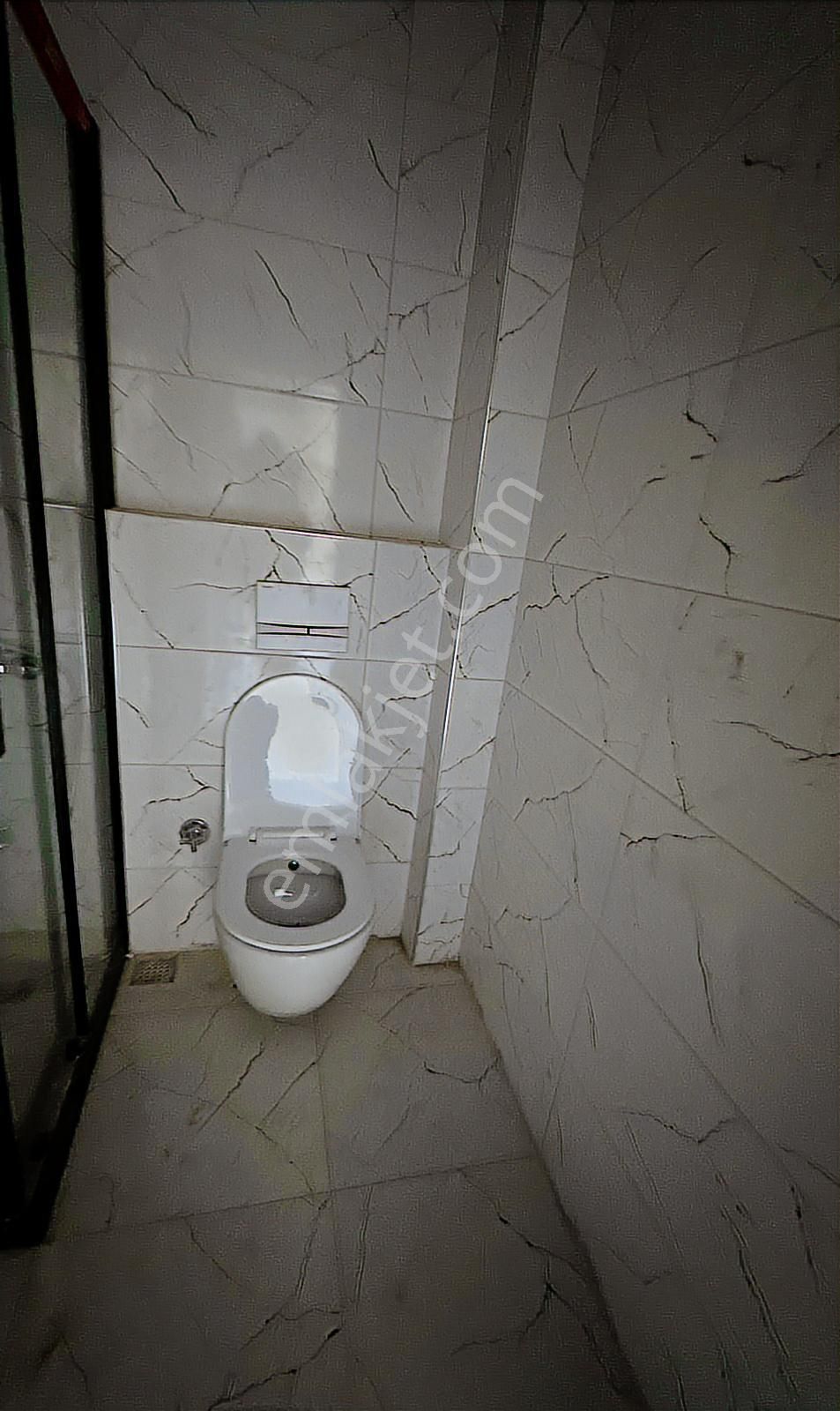 Redstone'dan 33 M ² Bahçe Kullanım Alanlı Site İçi 1+1 Daire - Görsel 8