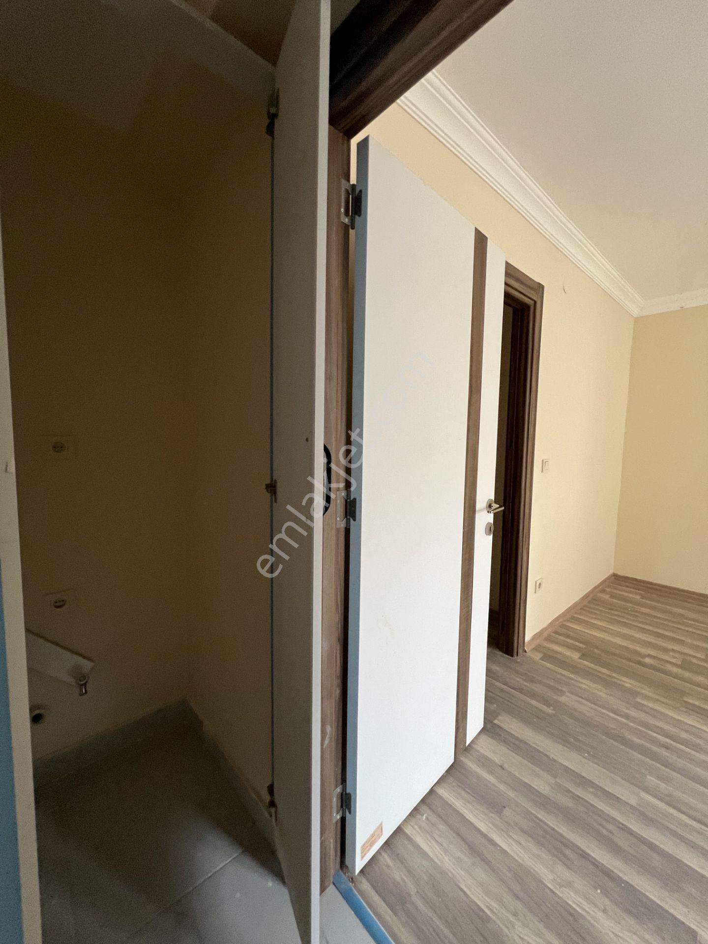 Trabzon Pelitli Hayri Gür Salonu Yakınında Site İçerisinde 3+1 Deniz Manzaralı - Görsel 32