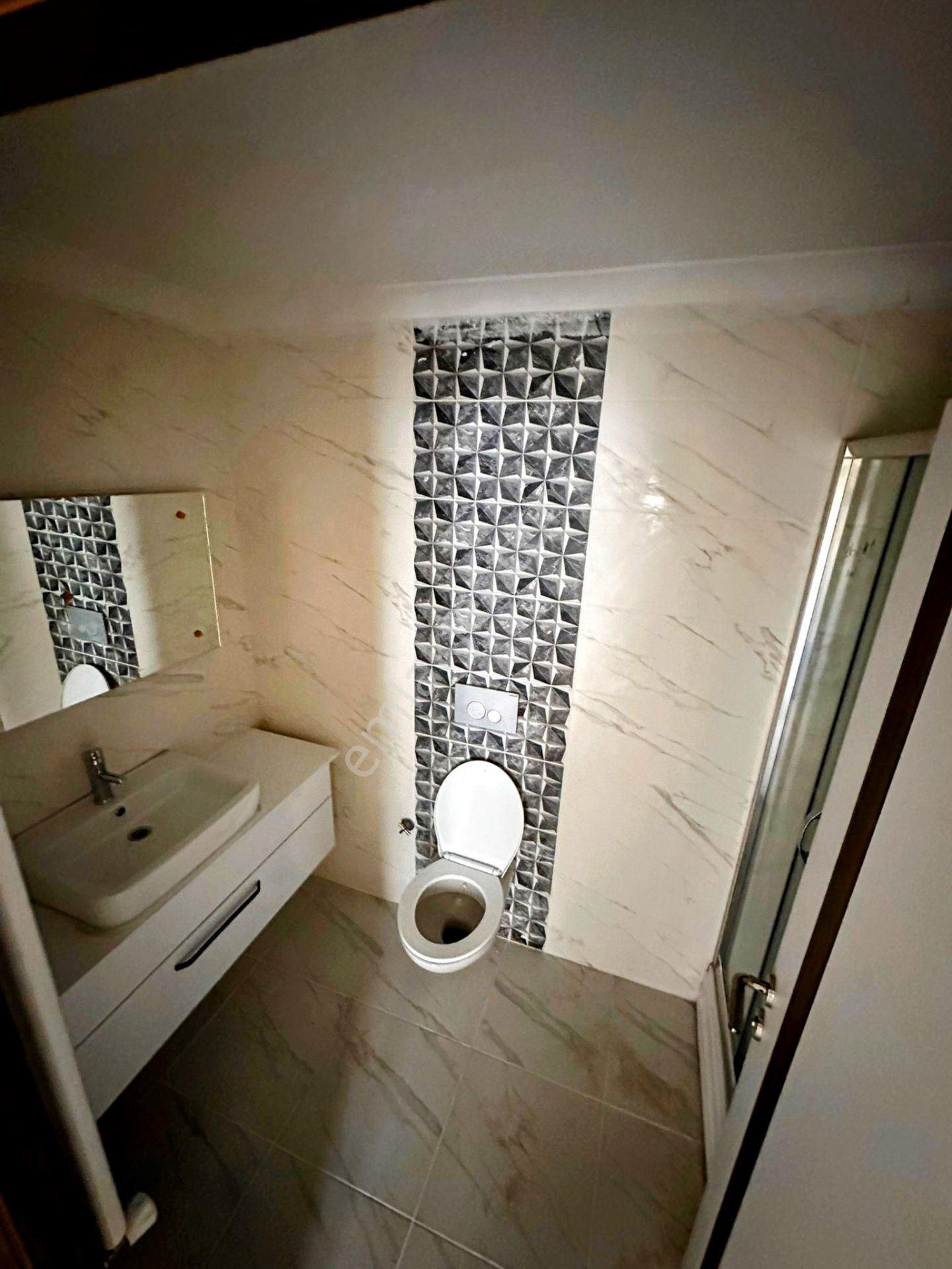 Trabzon Pelitli Hayri Gür Salonu Yakınında Site İçerisinde 3+1 Deniz Manzaralı - Görsel 14