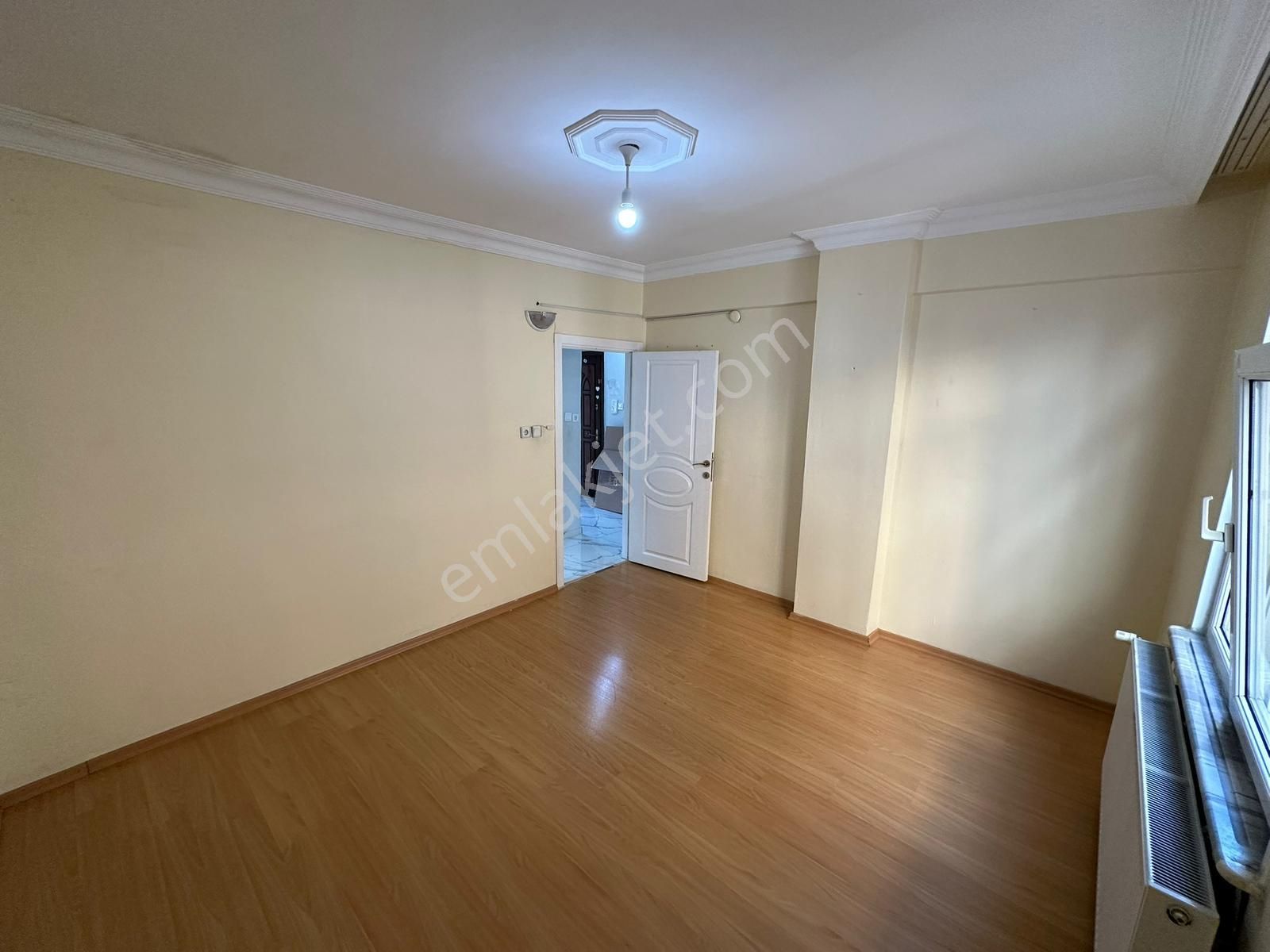 Efka Gayrimenkulden Yenibosna Metro Metrobüse Yakın Satılık 80 M2 2+1 Daire - Görsel 6