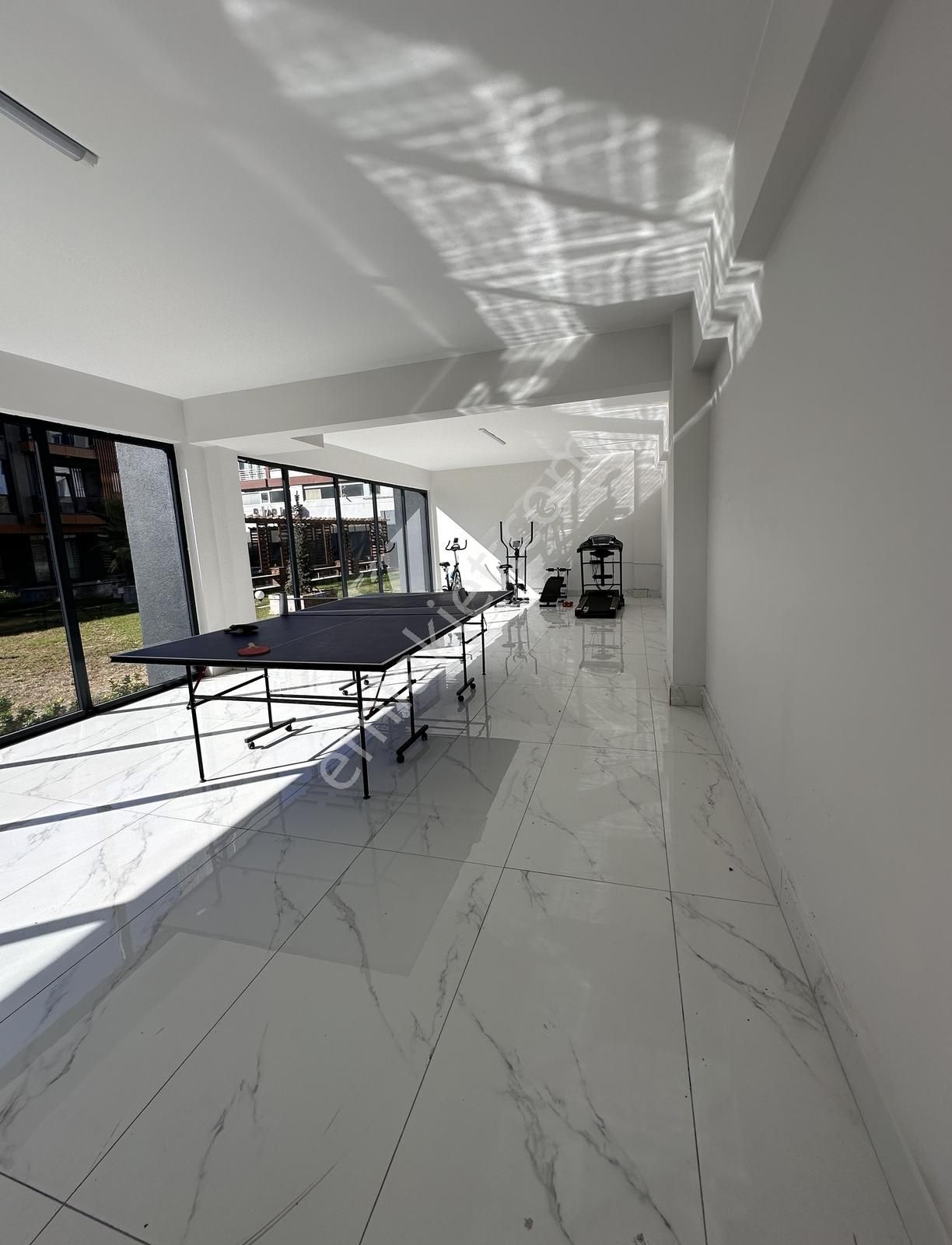 Redstone'dan Rumelide Site İçi Güvenlikli 1+1 Arakat Bulvar Cepheli - Görsel 4