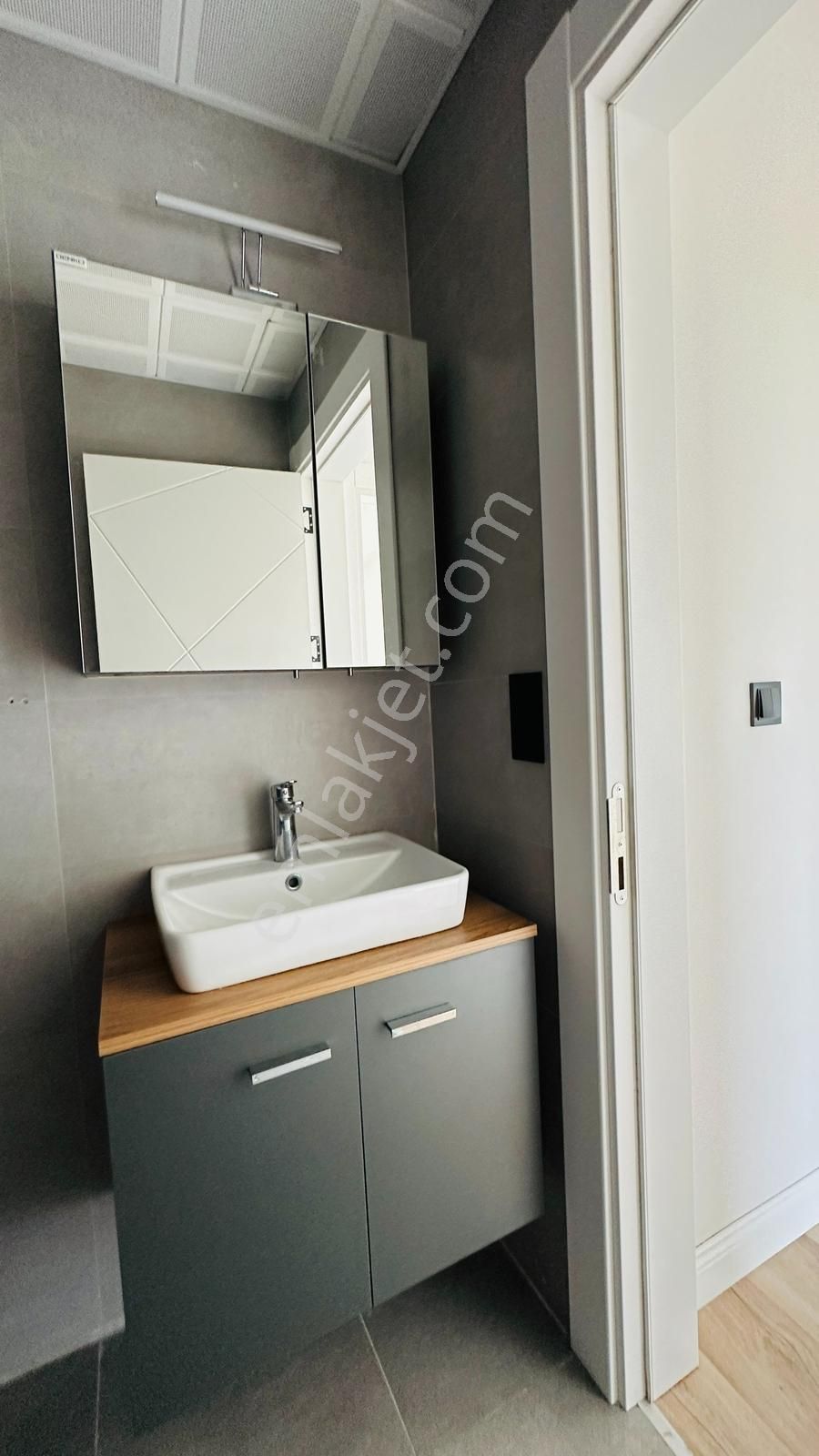 Redstone'dan Rumelide Site İçi Güvenlikli 1+1 Arakat Bulvar Cepheli - Görsel 19