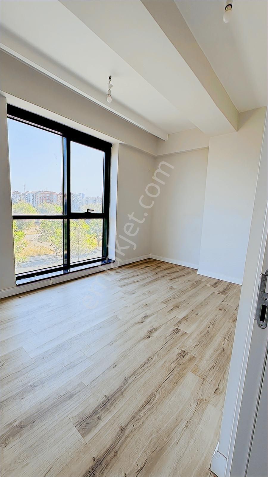 Redstone'dan Rumelide Site İçi Güvenlikli 1+1 Arakat Bulvar Cepheli - Görsel 15
