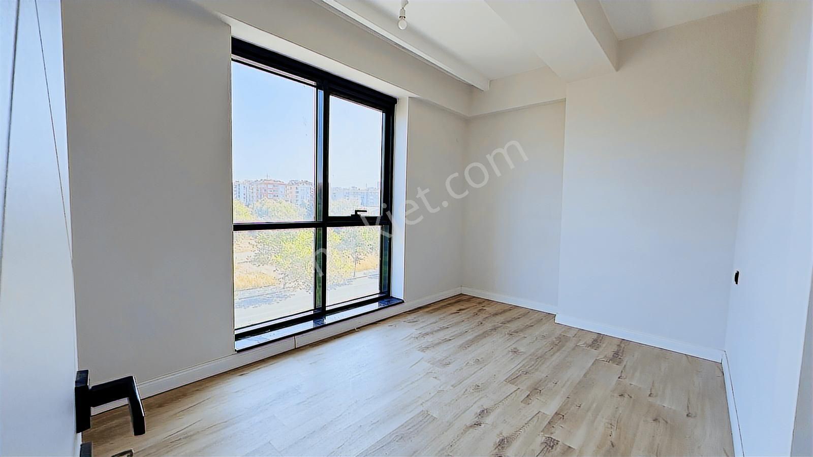Redstone'dan Rumelide Site İçi Güvenlikli 1+1 Arakat Bulvar Cepheli - Görsel 26