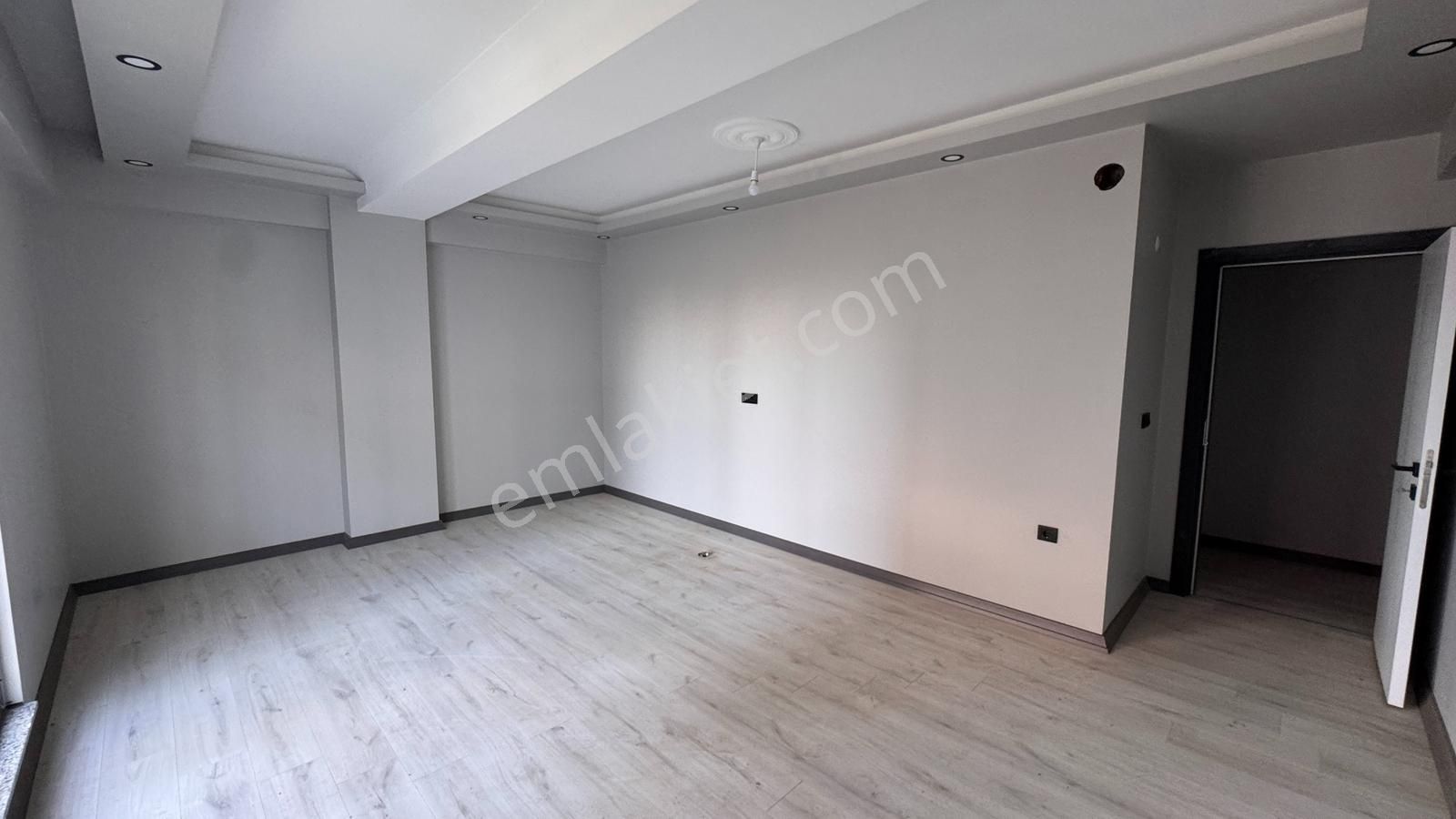 Redstone'dan Hatipte 2+1 Arakat Kapalı Balkonlu Oturuma Hazır - Görsel 10
