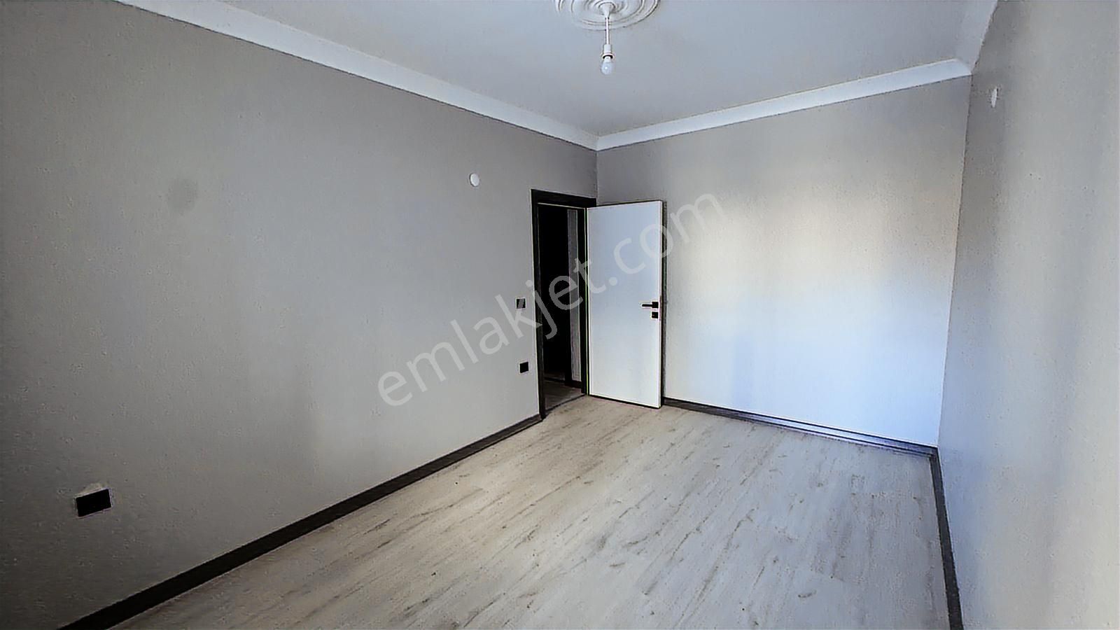 Redstone'dan Hatipte 2+1 Arakat Kapalı Balkonlu Oturuma Hazır - Görsel 21
