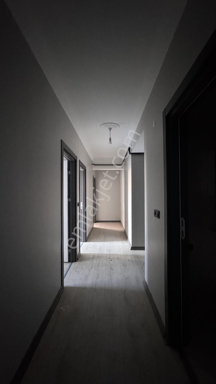 Redstone'dan Hatipte 2+1 Arakat Kapalı Balkonlu Oturuma Hazır - Görsel 25