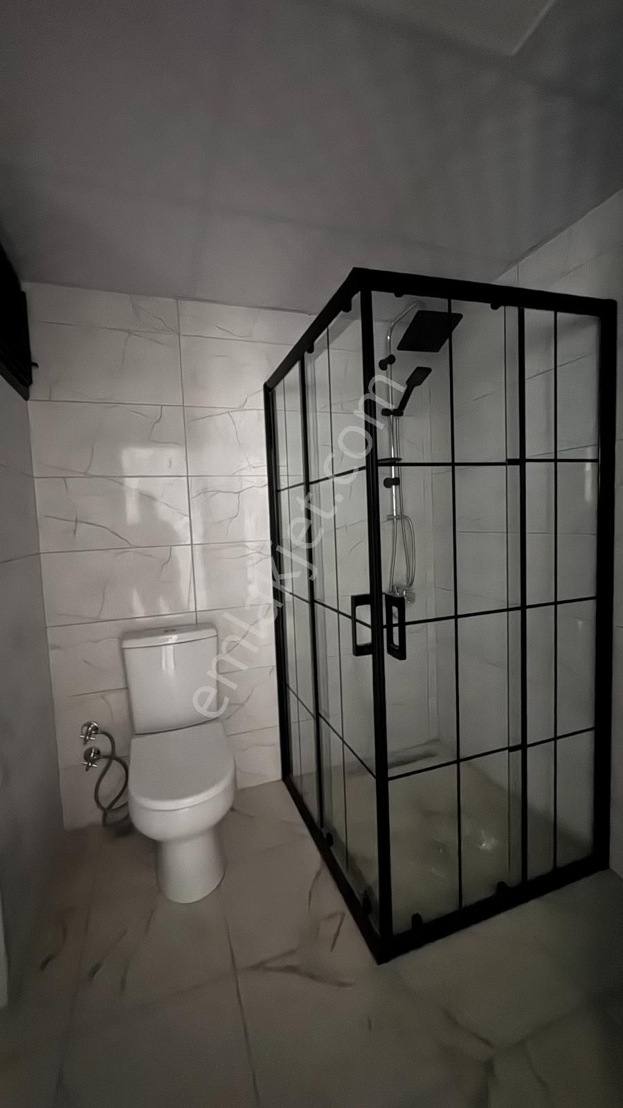 Redstone'dan Hatipte 2+1 Arakat Kapalı Balkonlu Oturuma Hazır - Görsel 23