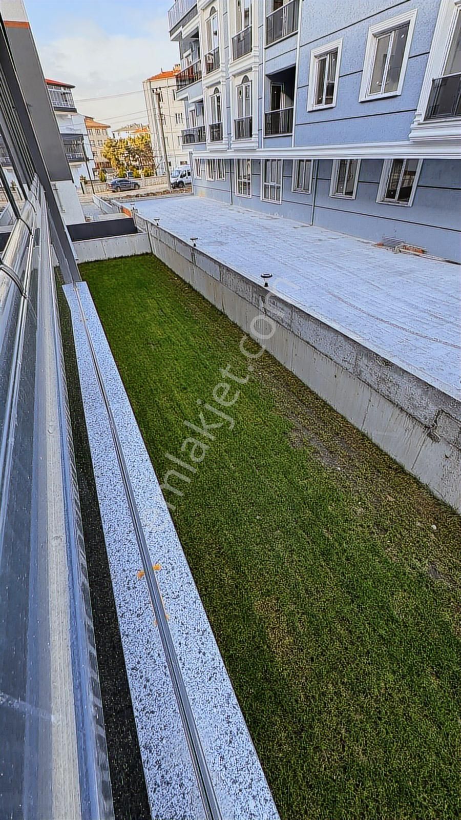 Redstone'dan Hatipte 2+1 Arakat Kapalı Balkonlu Oturuma Hazır - Görsel 8