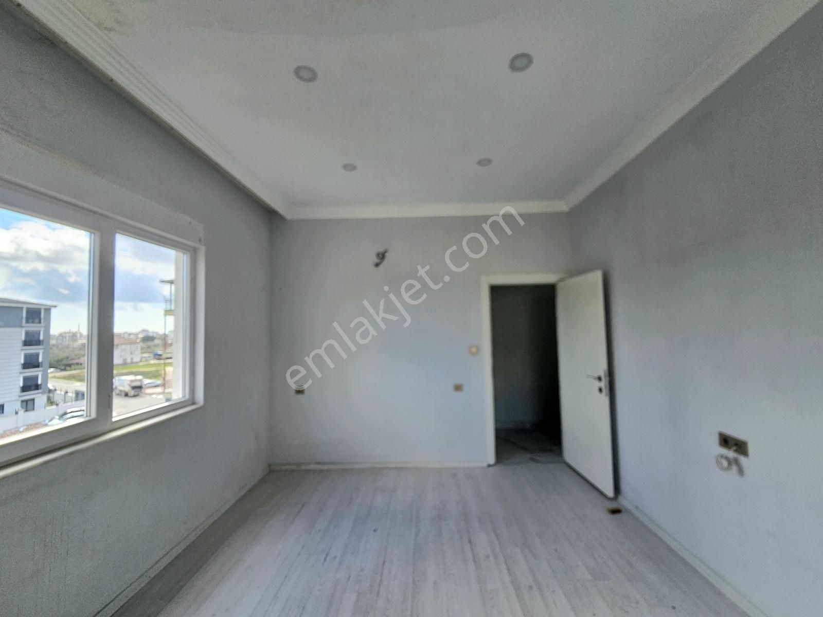 Şelale'de Kiralık 3+1 150m2 Geniş Ayrı Mutfaklı Çift Wc'li Daire - Görsel 14