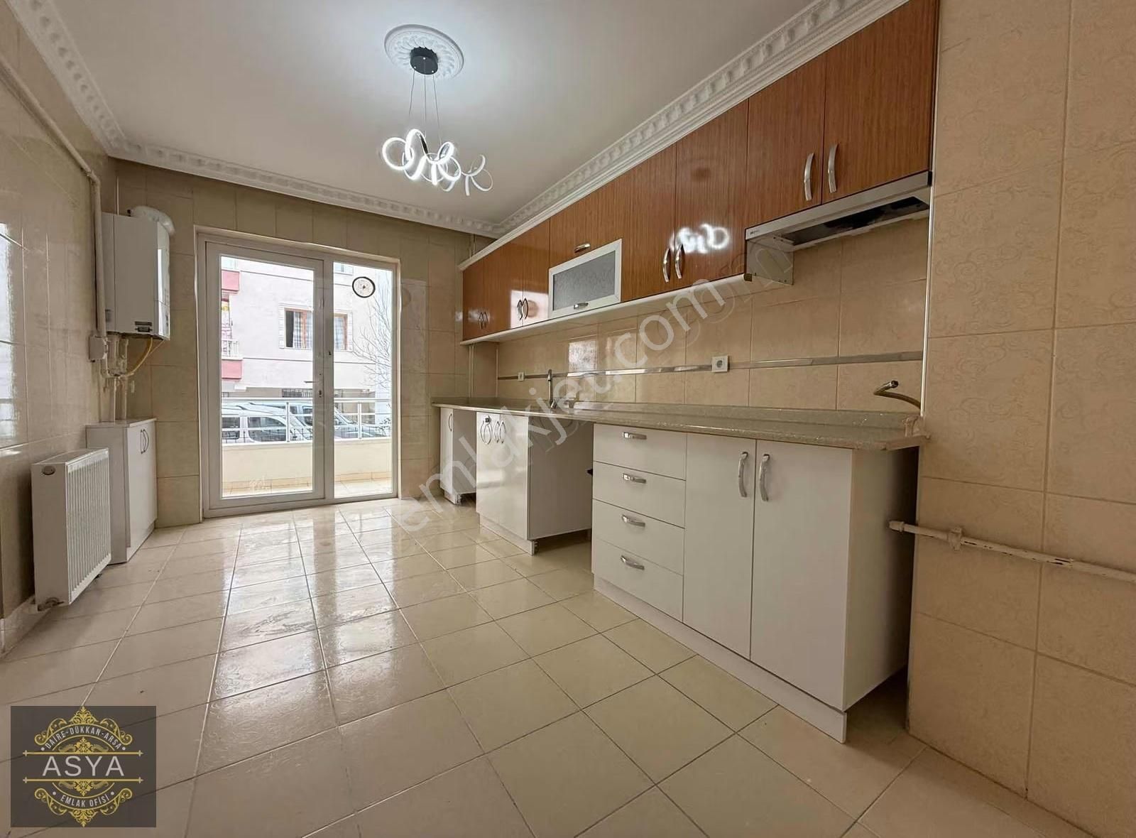 Osmangazi Cadde Dibi Yeni Bina Full Yapılı Kat Konumunda 3+1 - Görsel 7