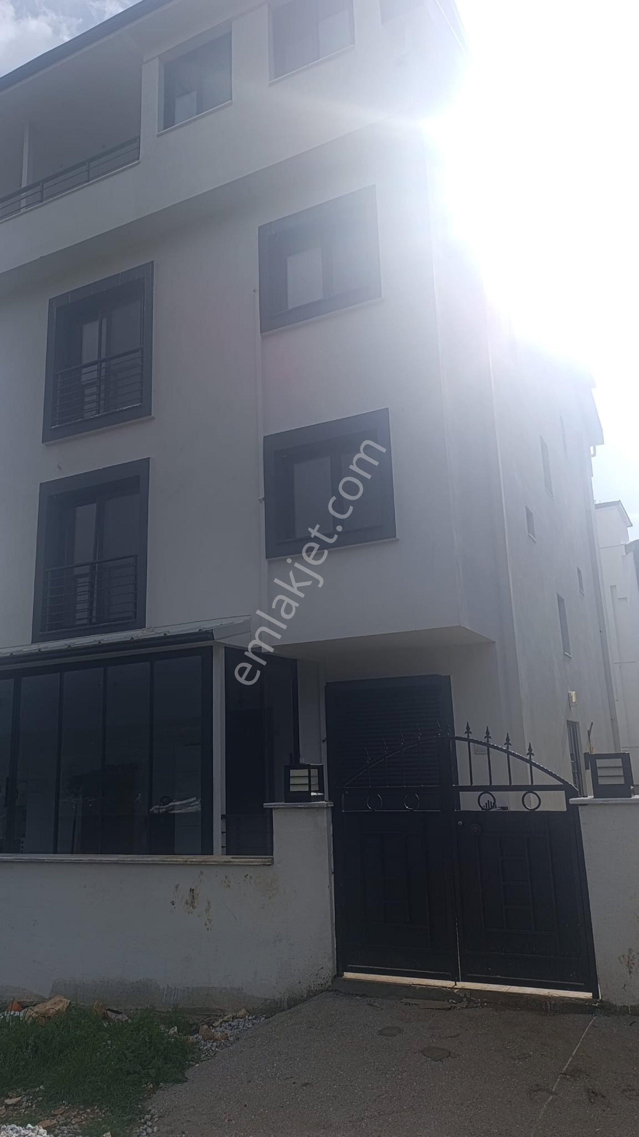 Didim Cumhuriyet Mah. 2+1 Arakat Asansörlü Daire