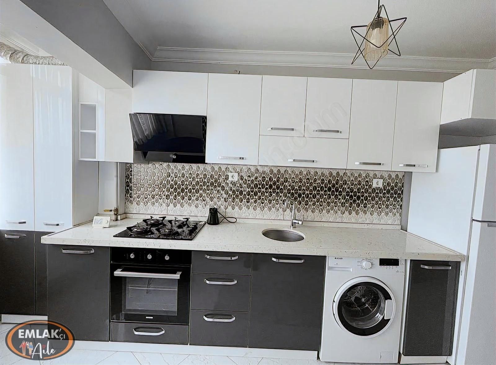 Bandırma Çarşı İçerisinde Masrafsız Ve Önü Açık Satılık Daire - Görsel 13