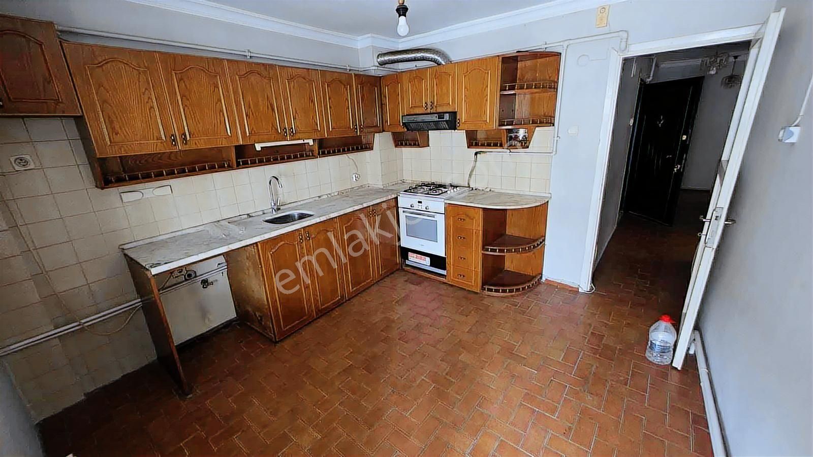 Karşıyaka Alaybeyde 3+1 Doğalgazlı Daire - Görsel 16