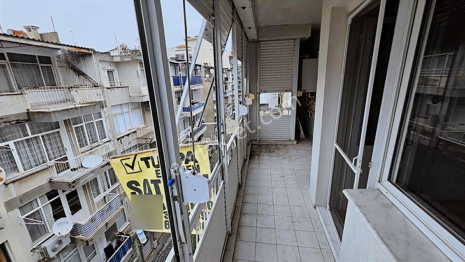 Karşıyaka Alaybeyde 3+1 Doğalgazlı Daire - Görsel 6