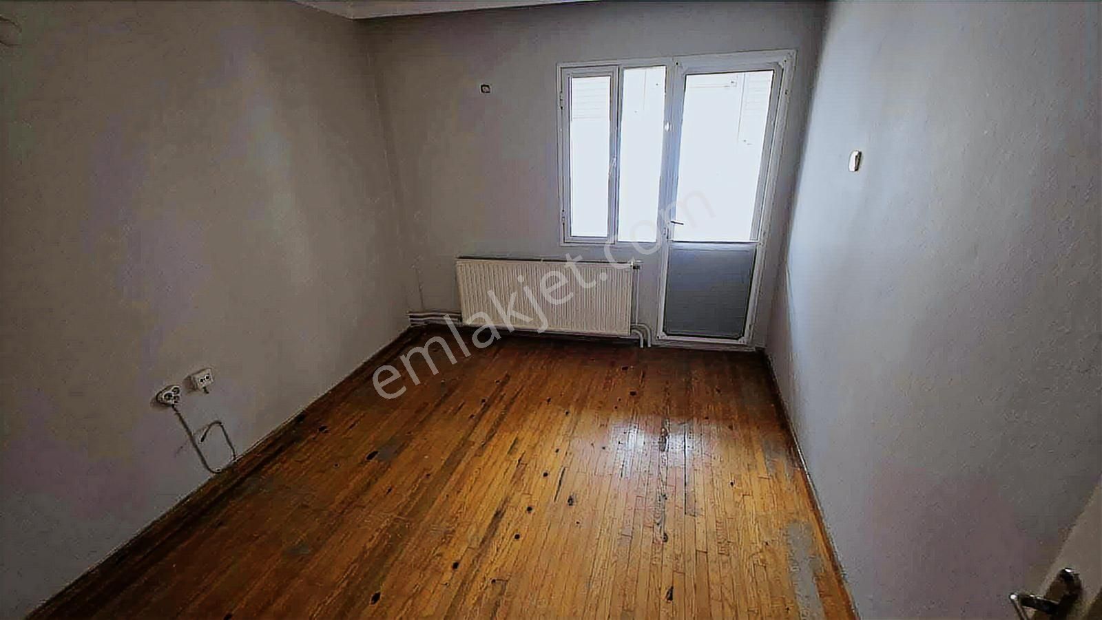 Karşıyaka Alaybeyde 3+1 Doğalgazlı Daire - Görsel 4