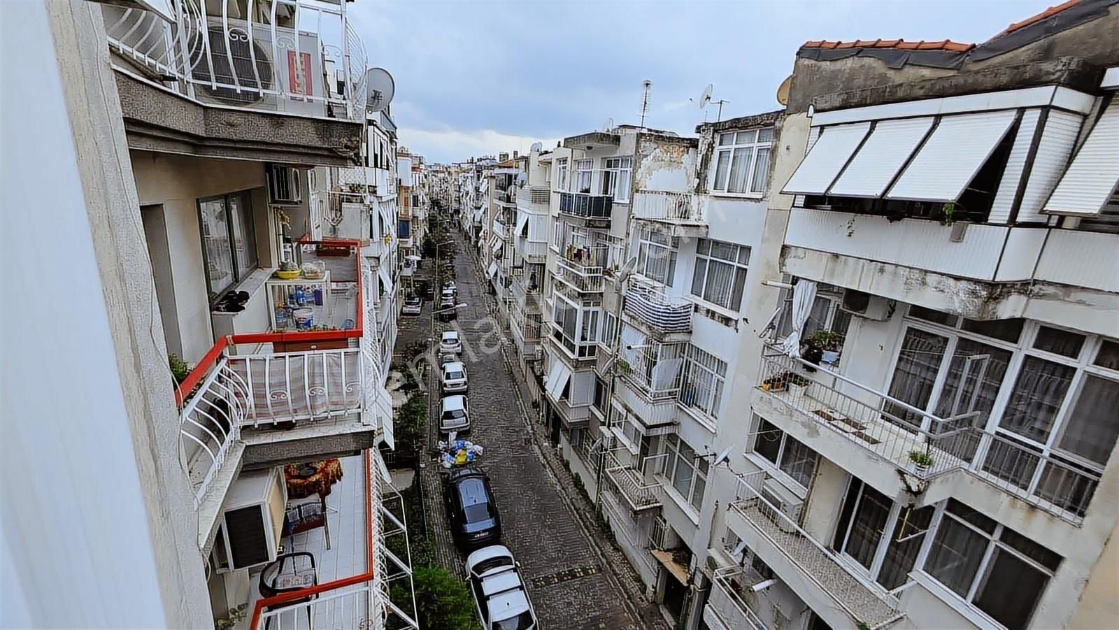 Karşıyaka Alaybeyde 3+1 Doğalgazlı Daire - Görsel 25